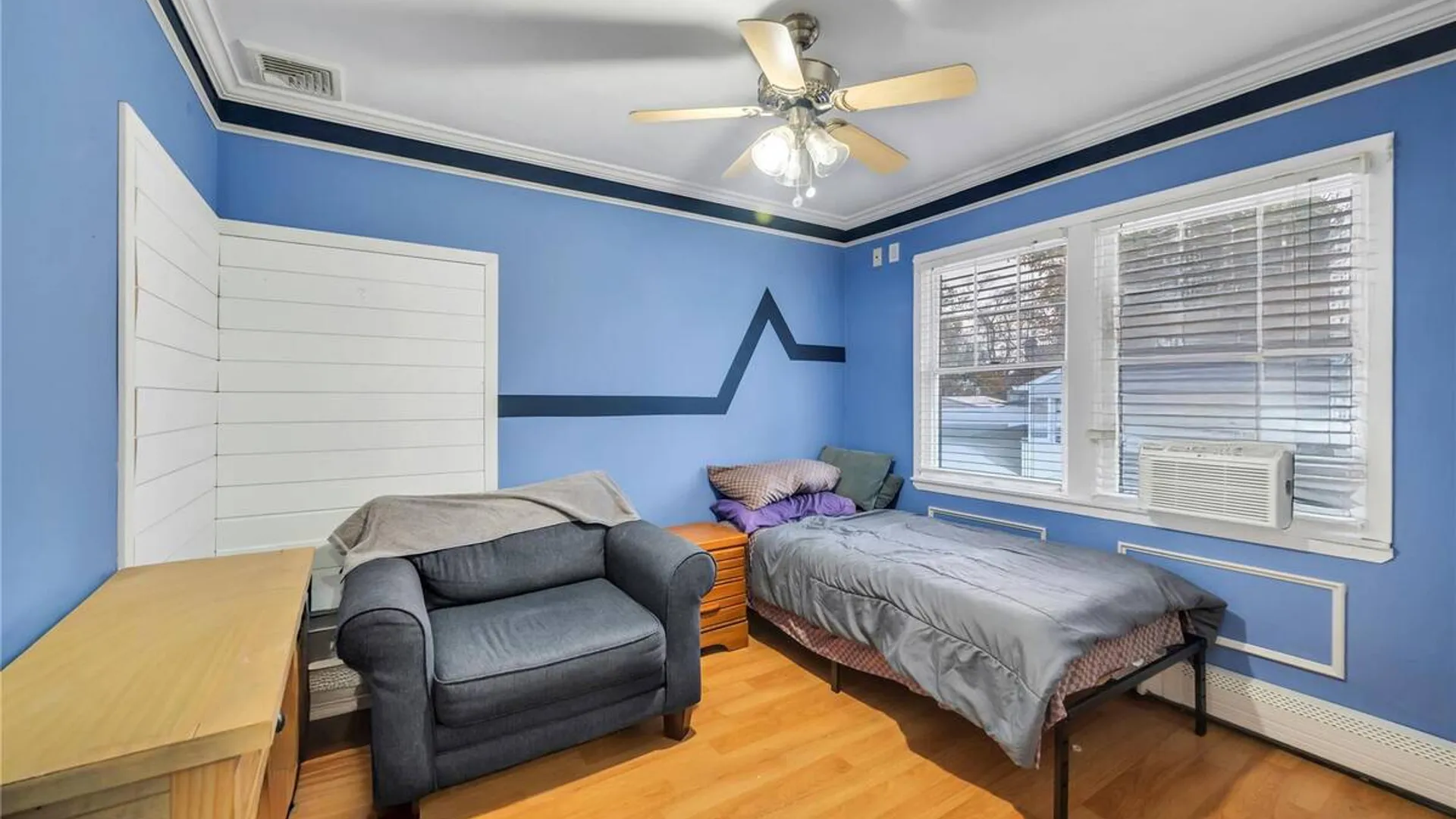 Property at 22 Herman Avenue, North Babylon, NY 11703 6