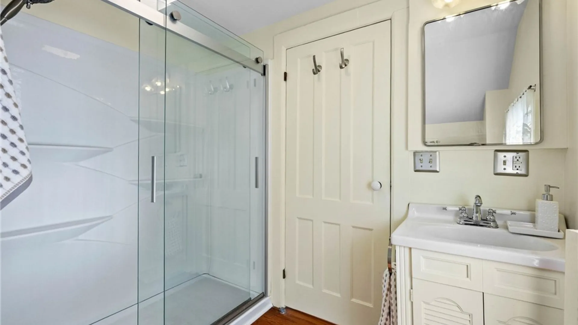 Property at 21 Jay Street, Geneva City, NY 14456 36