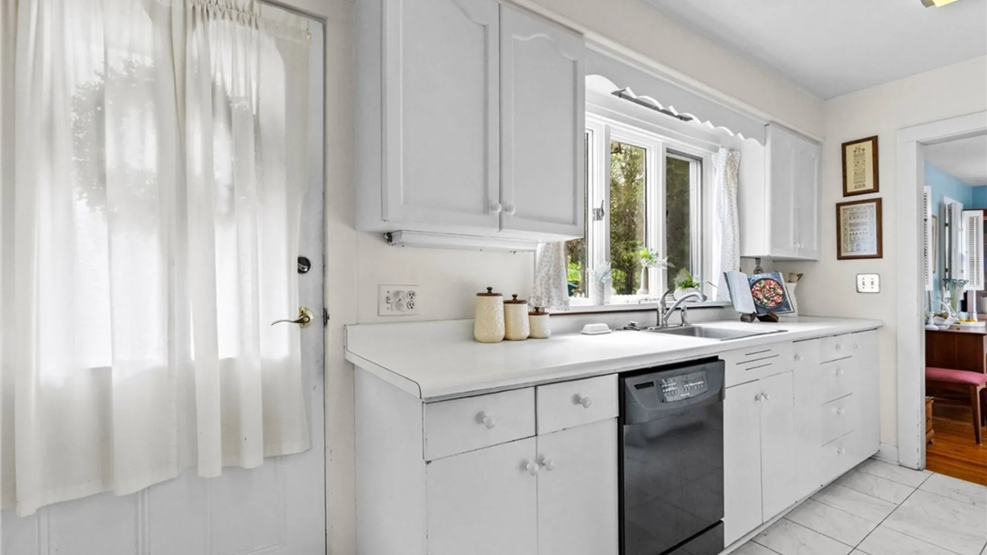 Property at 21 Jay Street, Geneva City, NY 14456 6