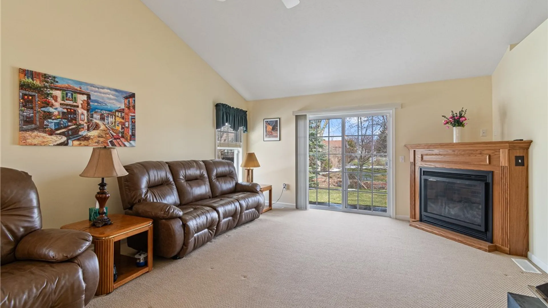 Property at 10 Turtlewood, Greece, NY 14626 14