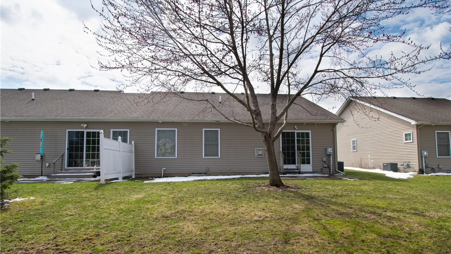 Property at 10 Turtlewood, Greece, NY 14626 3