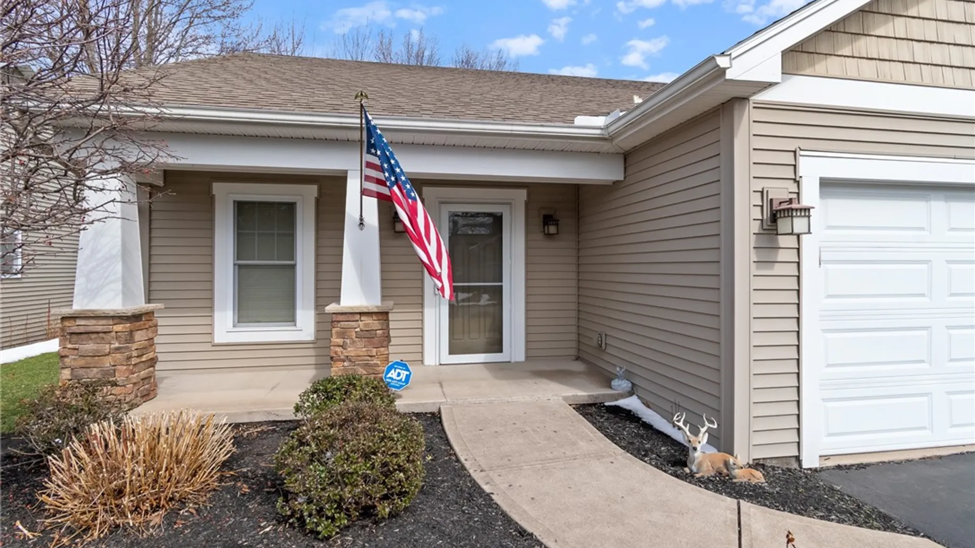 Property at 10 Turtlewood, Greece, NY 14626 6