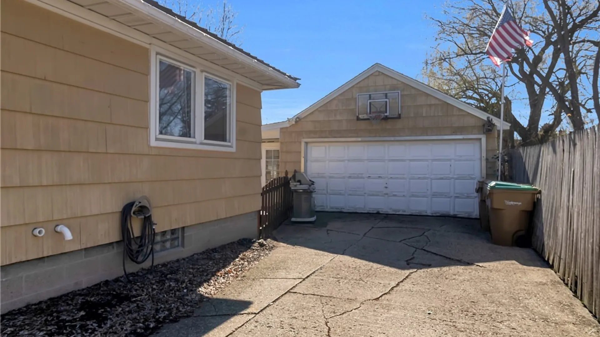 Property at 26 Aberdeen Street, Cheektowaga, NY 14225 3