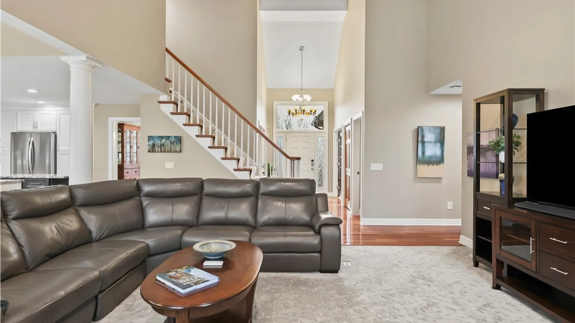 Property at 102 Covent Garden Lane, Amherst, NY 14221 15