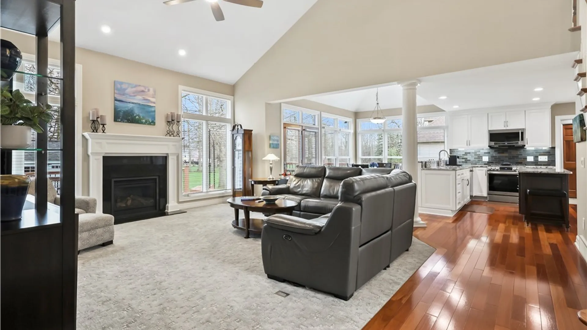 Property at 102 Covent Garden Lane, Amherst, NY 14221 17