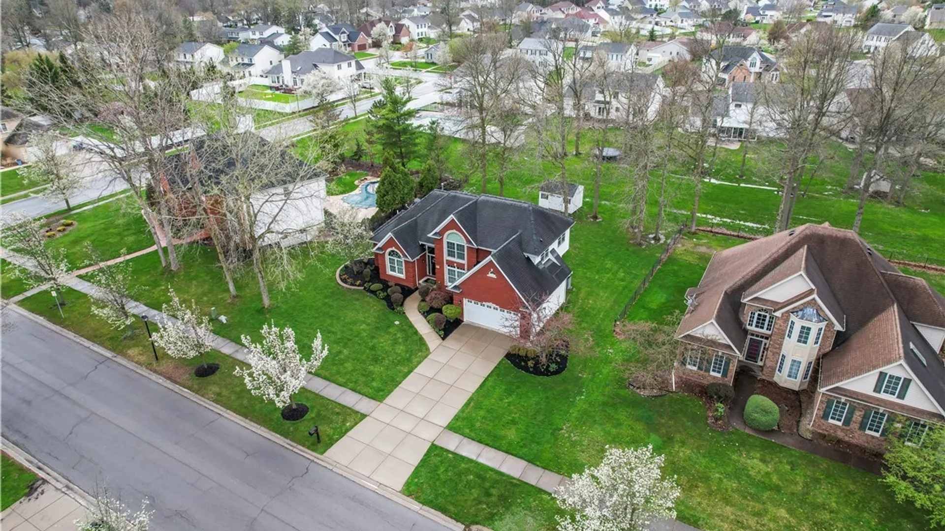 Property at 102 Covent Garden Lane, Amherst, NY 14221 48