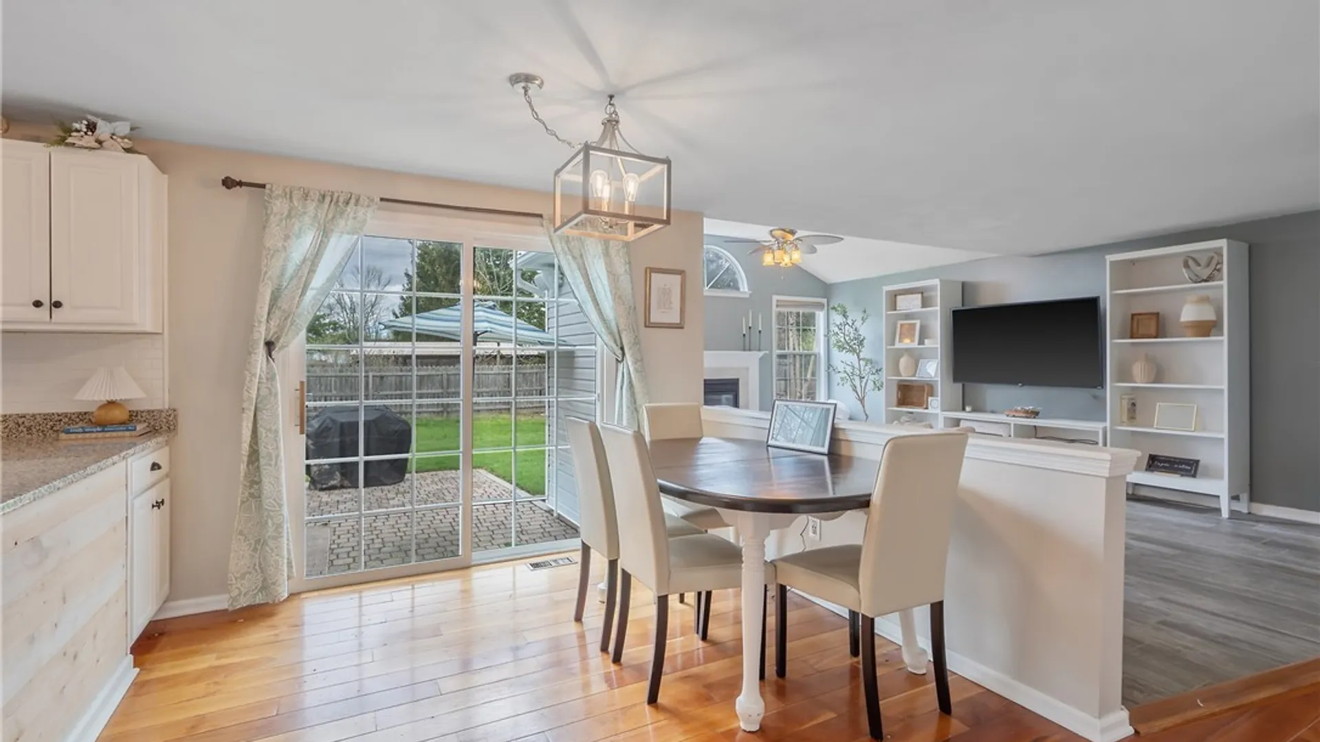 Property at 6028 Monopoli Path, Cicero, NY 13039 12