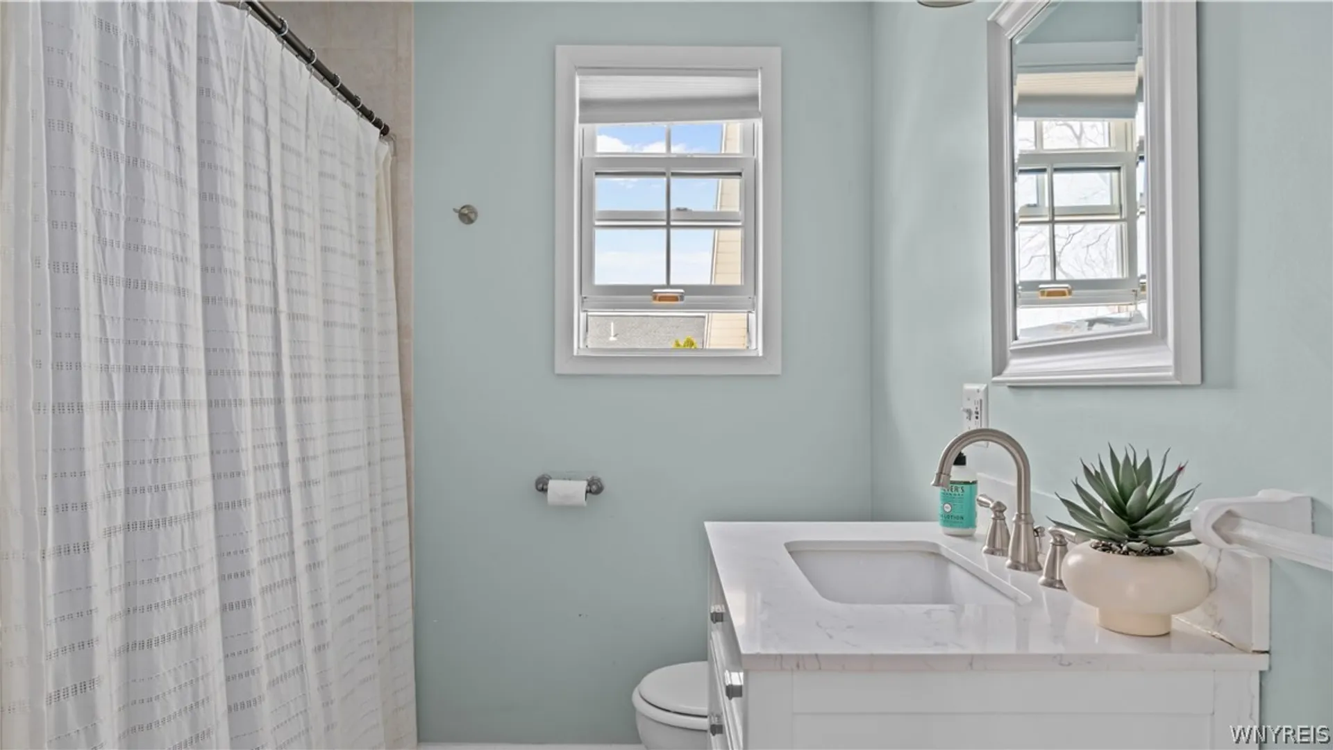 Property at 74 Orchard Street, Amherst, NY 14221 39