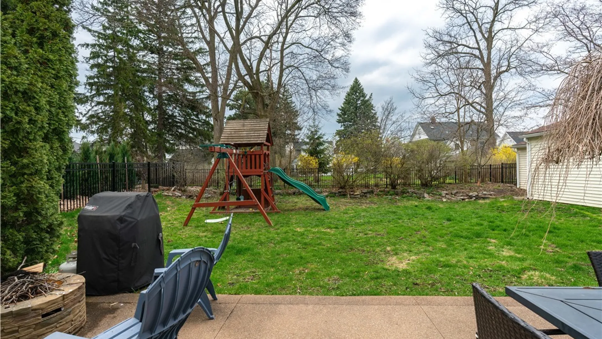 Property at 74 Orchard Street, Amherst, NY 14221 46