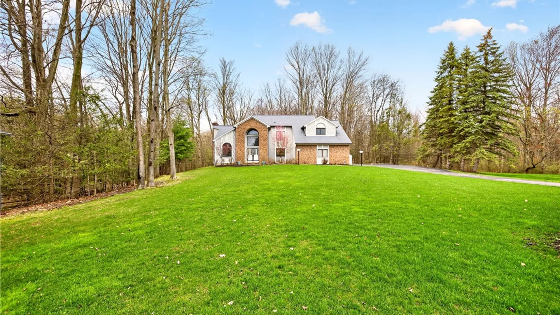 Property at 1220 Sagebrook, Webster, NY 14580 3