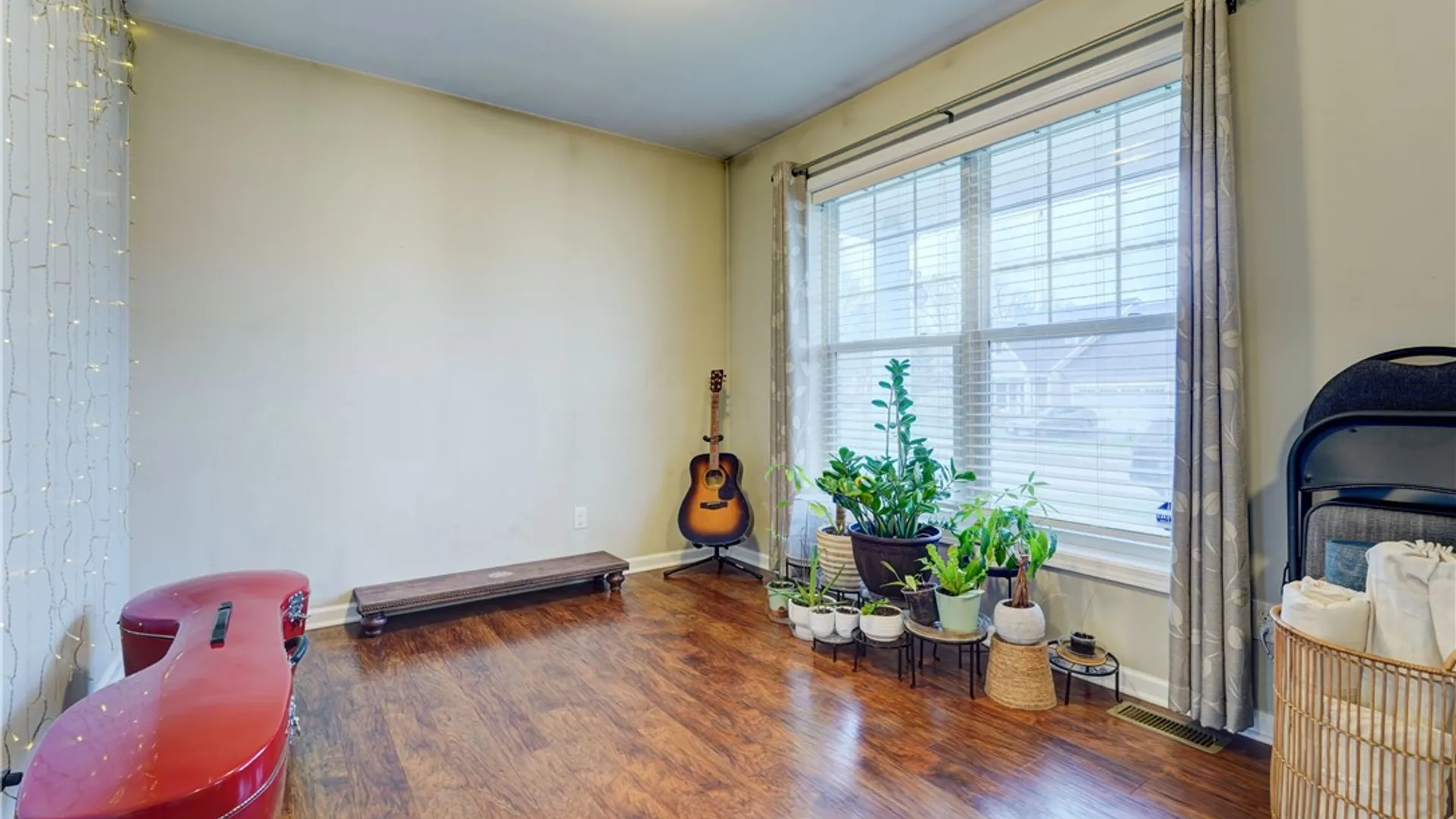 Property at 15 Brookscrest Way, Rochester, NY 14611 3