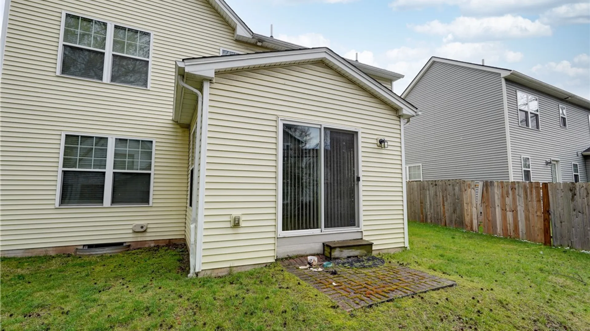 Property at 15 Brookscrest Way, Rochester, NY 14611 32