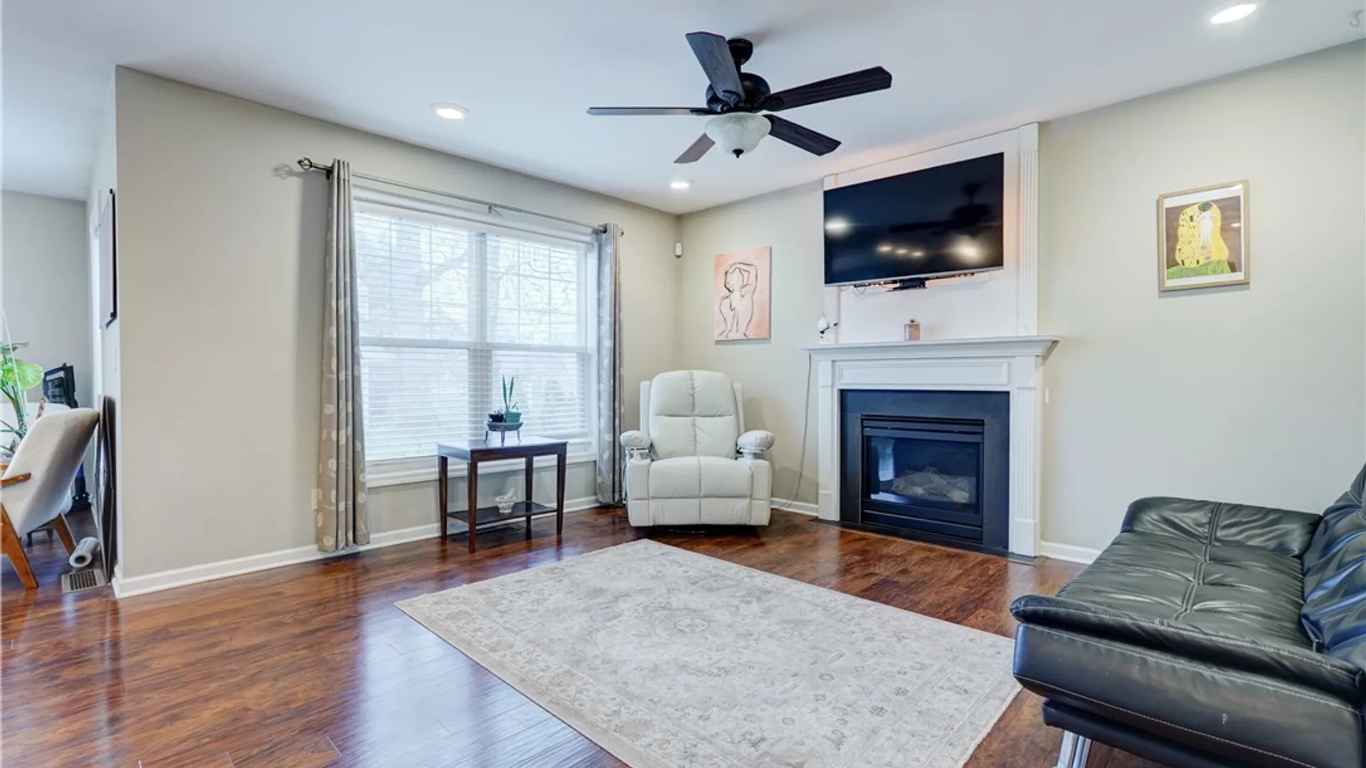 Property at 15 Brookscrest Way, Rochester, NY 14611 8