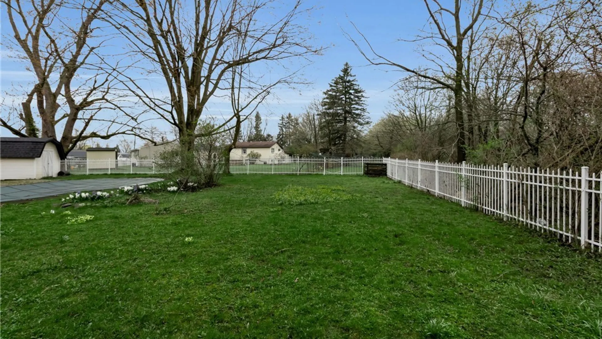 Property at 13 Pamela Drive, Cheektowaga, NY 14043 7