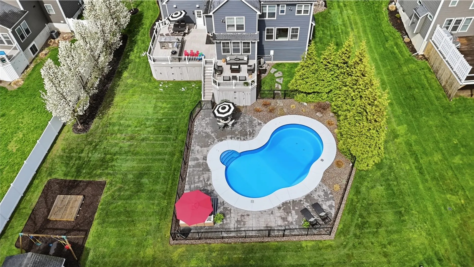 Property at 52 Copper Beech Run, Perinton, NY 14450 10