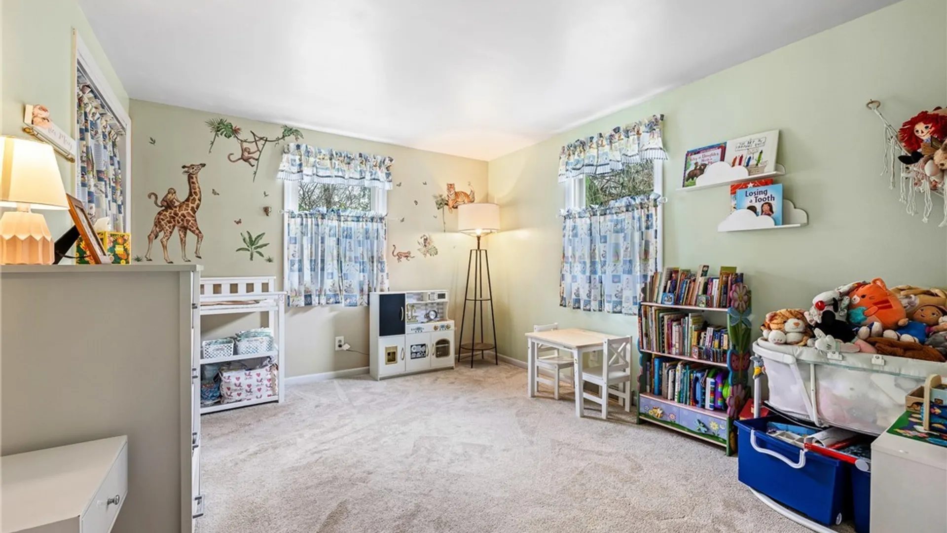 Property at 4120 Heather Drive, Clarence, NY 14221 12