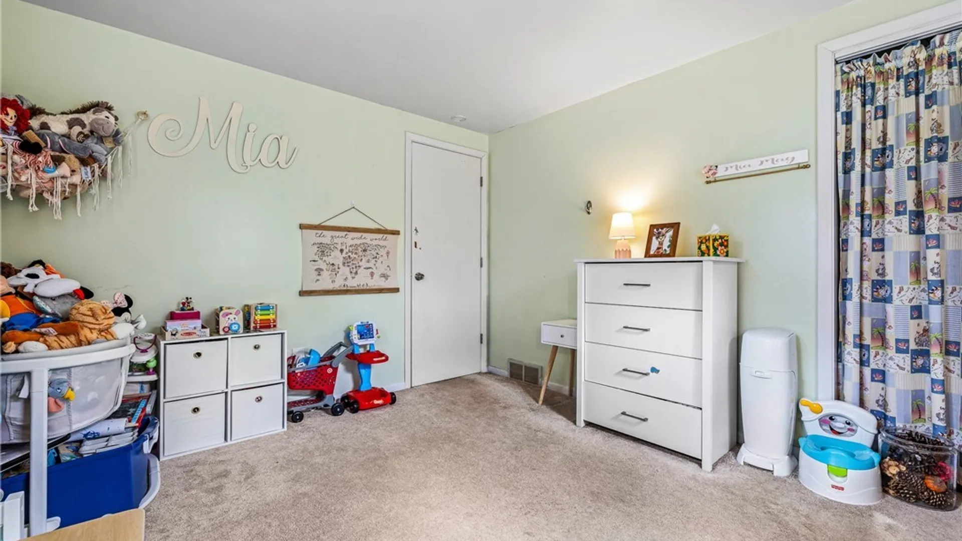 Property at 4120 Heather Drive, Clarence, NY 14221 13