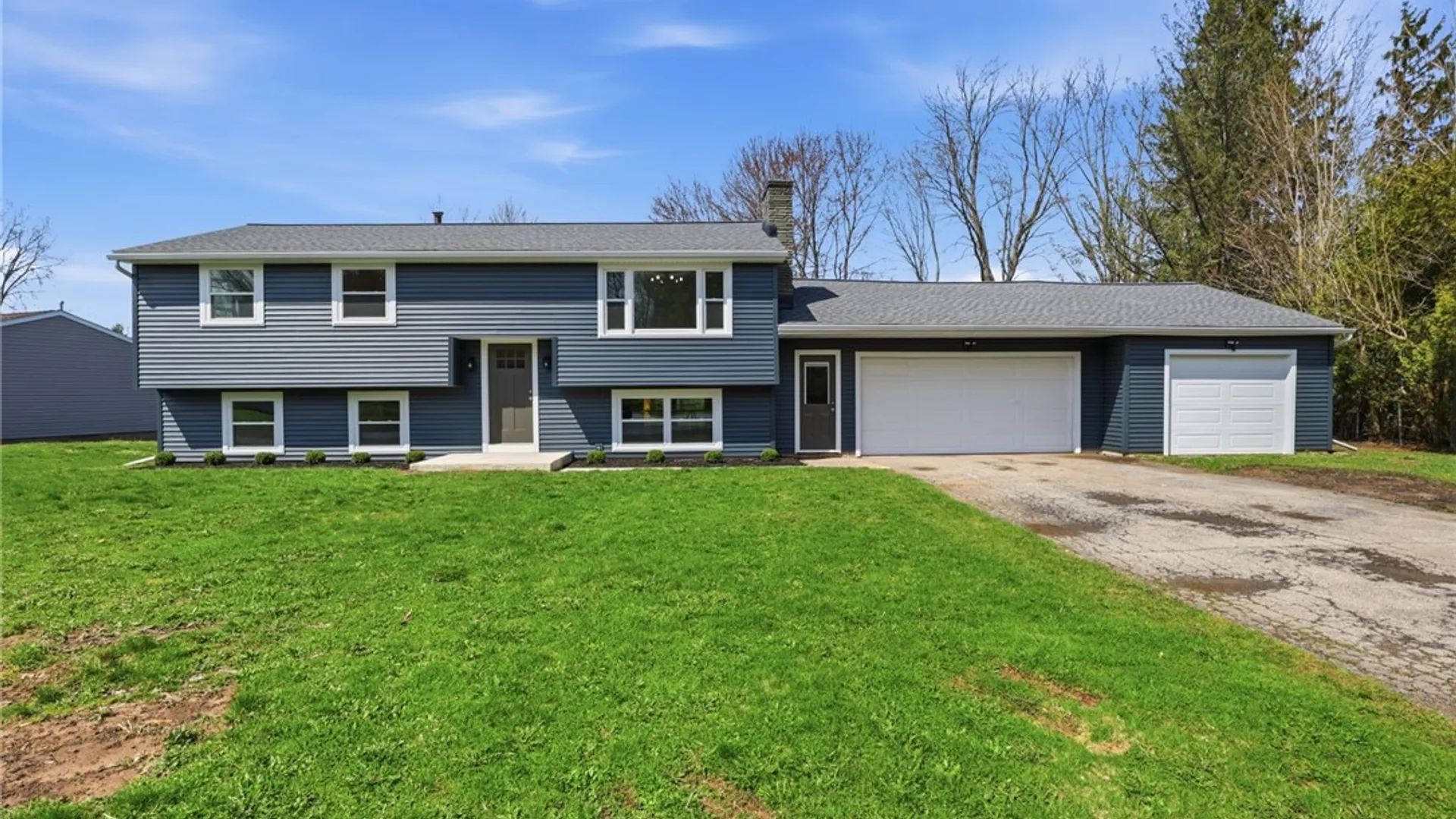 Property at 2163 Evergreen Lane, Ontario, NY 14519 2