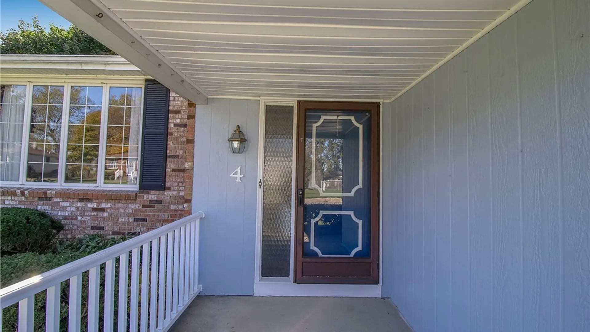 Property at 4 Windtree Lane, West Seneca, NY 14224 3