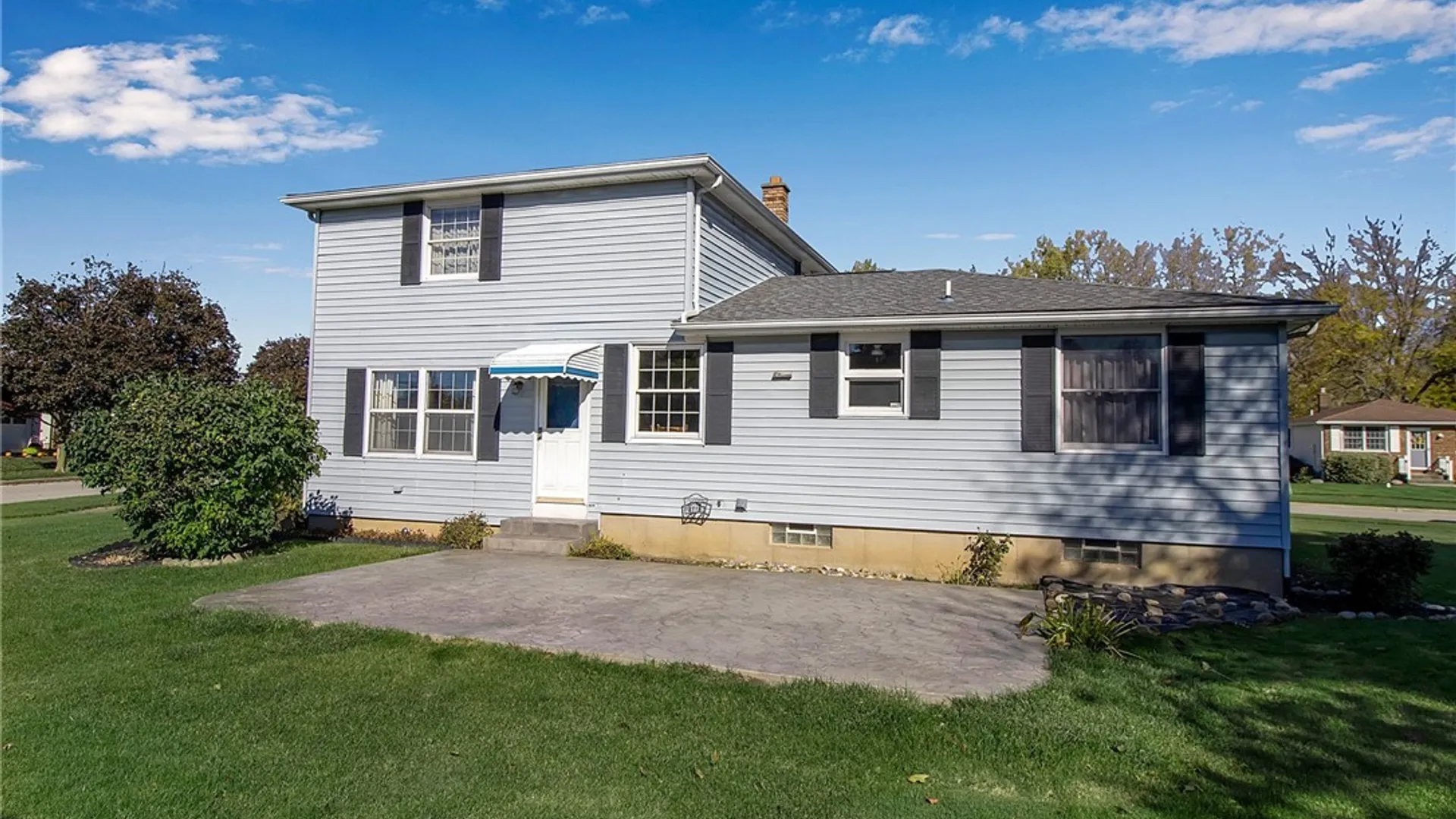 Property at 4 Windtree Lane, West Seneca, NY 14224 46