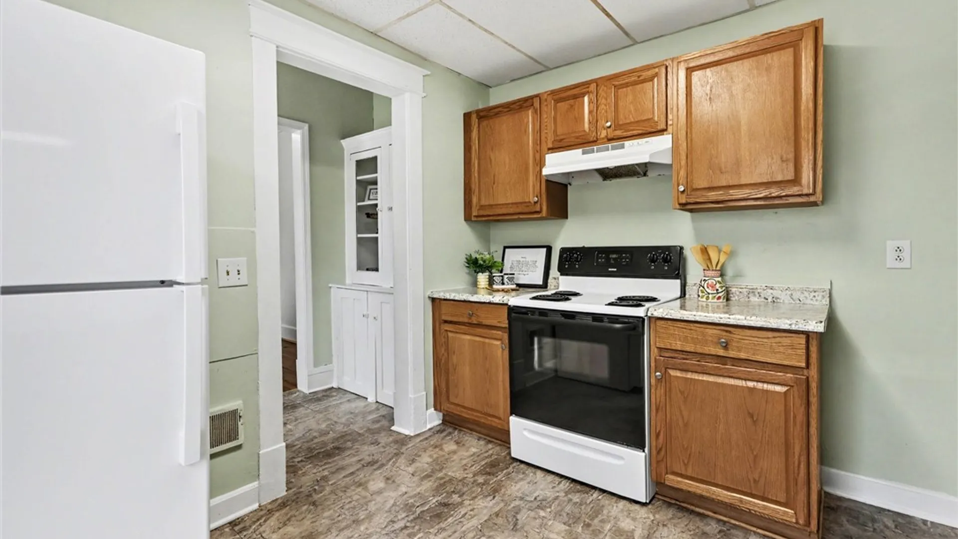 Property at 131 Chapin Street, Canandaigua City, NY 14424 12