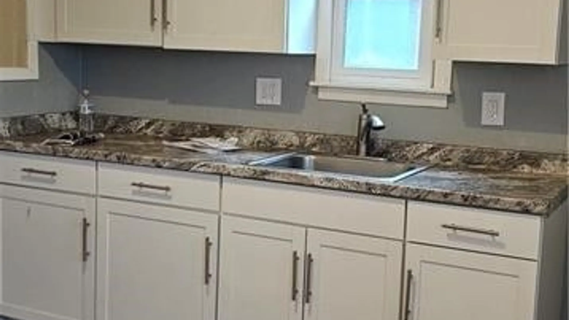 Property at 127 Royal Avenue, Buffalo, NY 14207 5