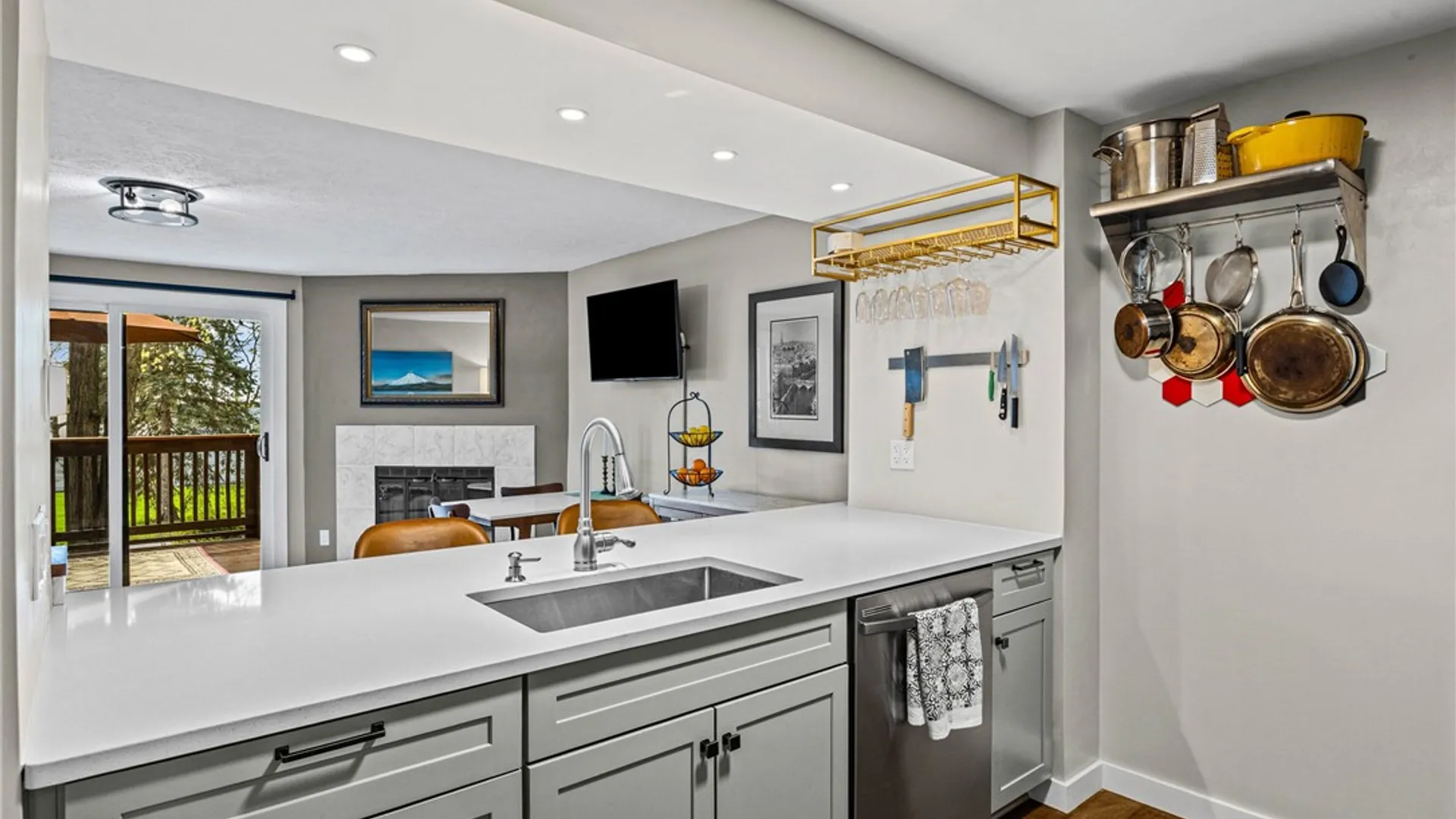 Property at 26 Broxbourne Drive, Perinton, NY 14450 19