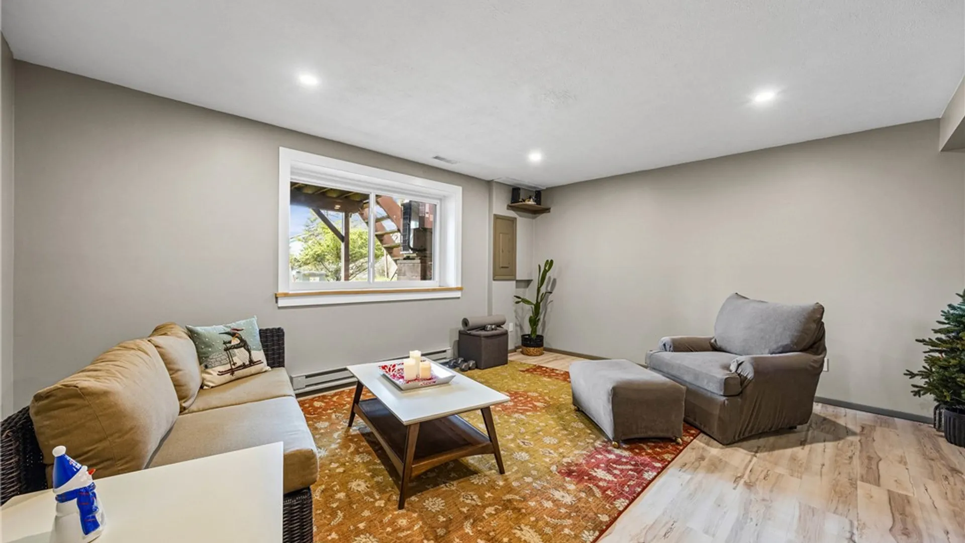 Property at 26 Broxbourne Drive, Perinton, NY 14450 32