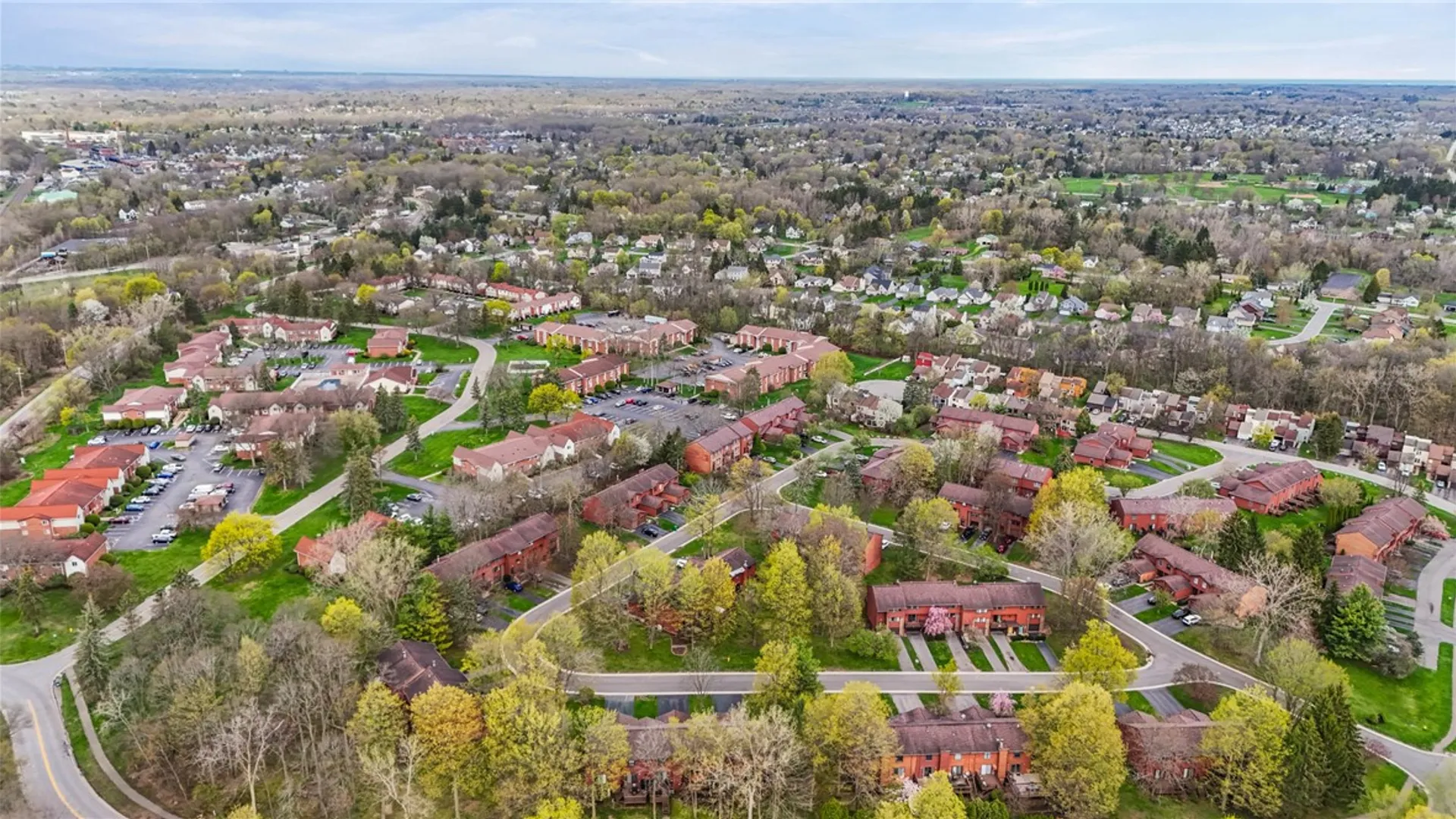 Property at 26 Broxbourne Drive, Perinton, NY 14450 42