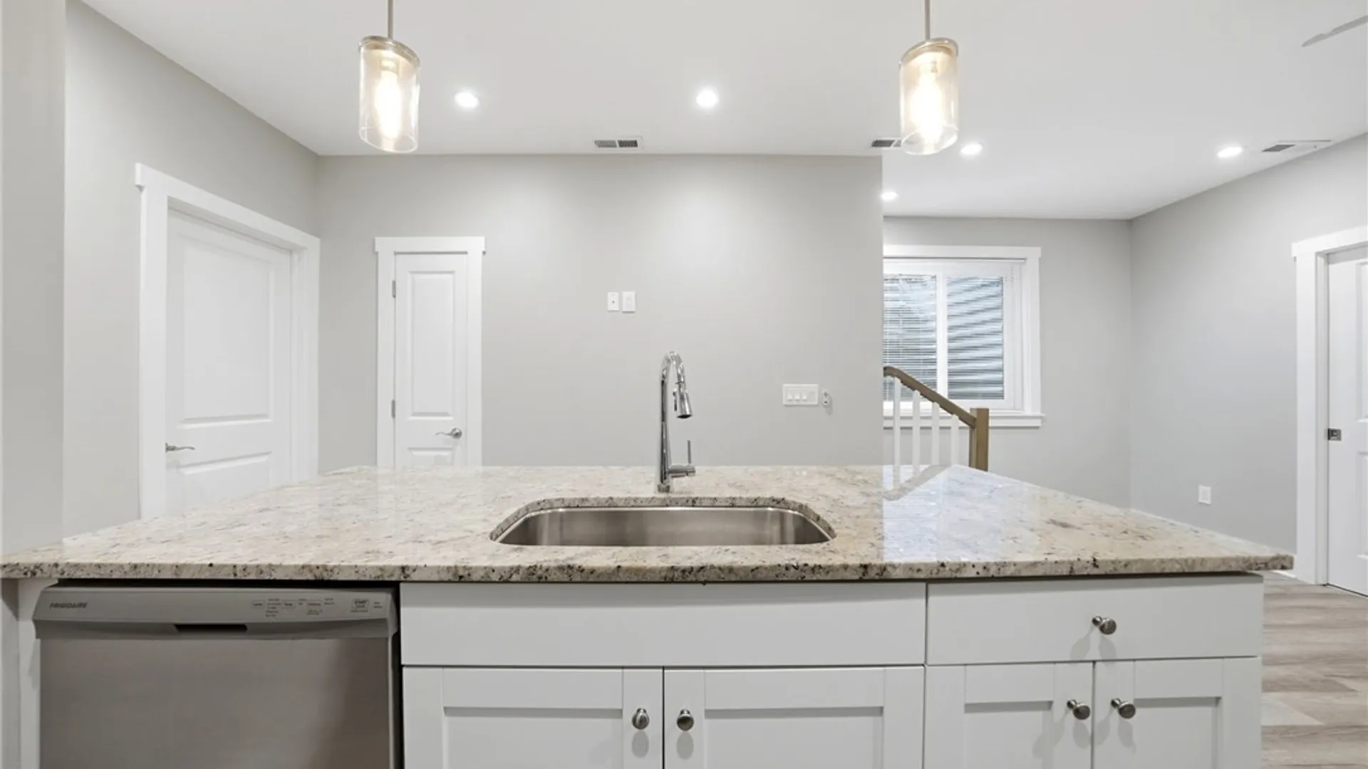 Property at 32 Horton Place, Buffalo, NY 14209 30