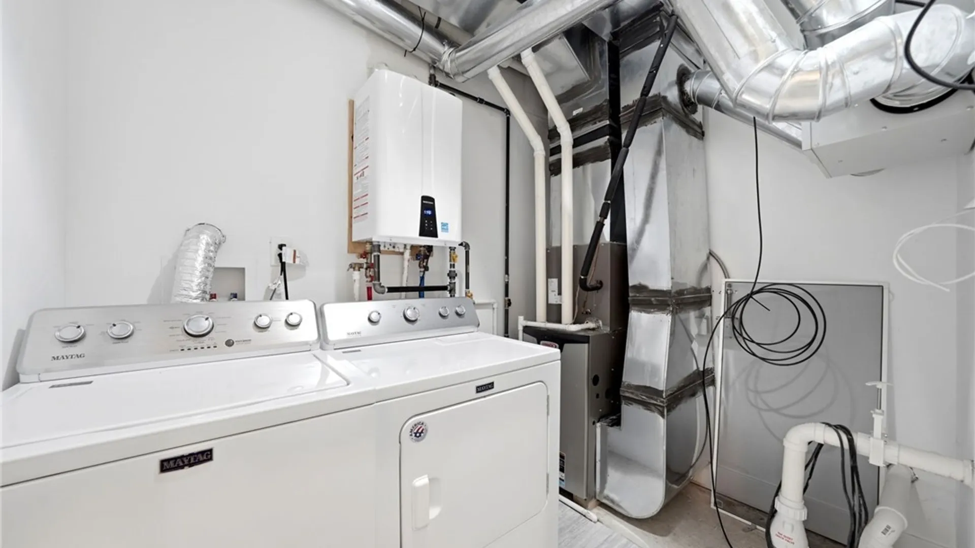 Property at 32 Horton Place, Buffalo, NY 14209 34