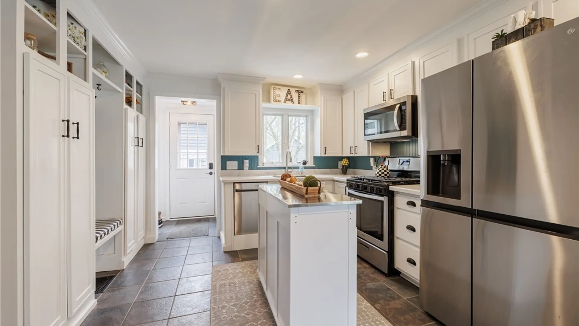 Property at 351 Jefferson Avenue, Perinton, NY 14450 12