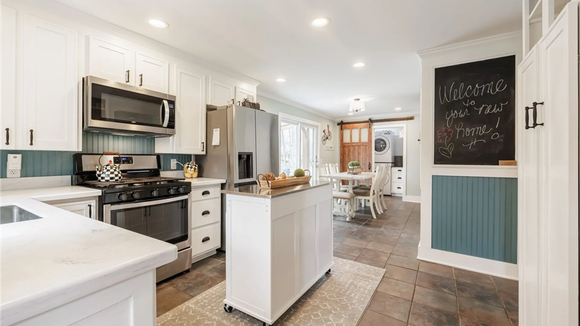 Property at 351 Jefferson Avenue, Perinton, NY 14450 6