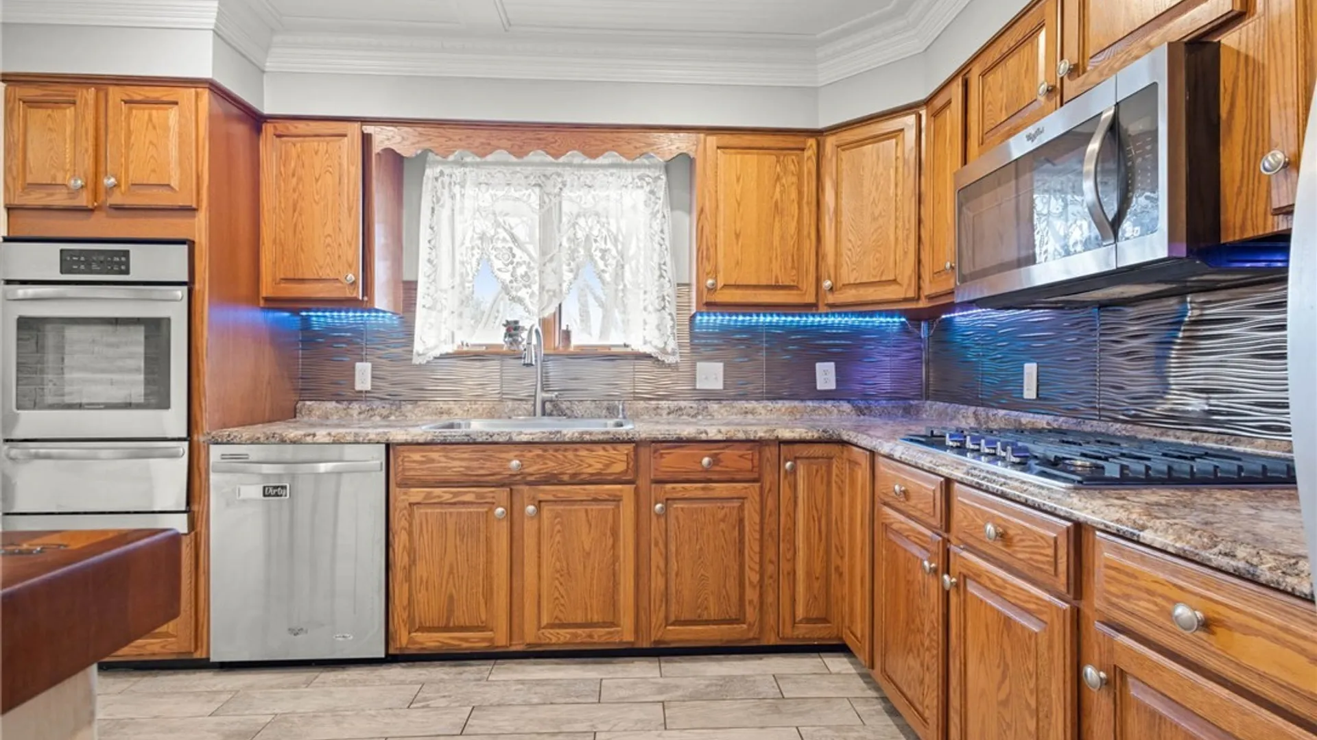 Property at 208 Trumbull Parkway, Batavia City, NY 14020 12