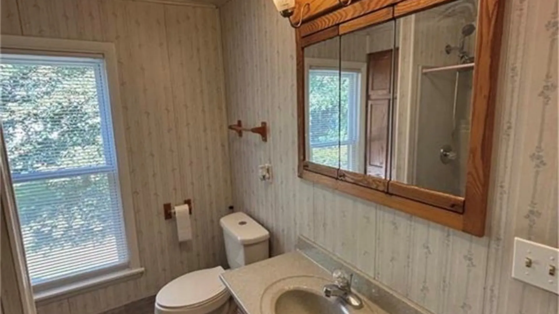 Property at 413 Washington Avenue, Elmira City, NY 14901 22