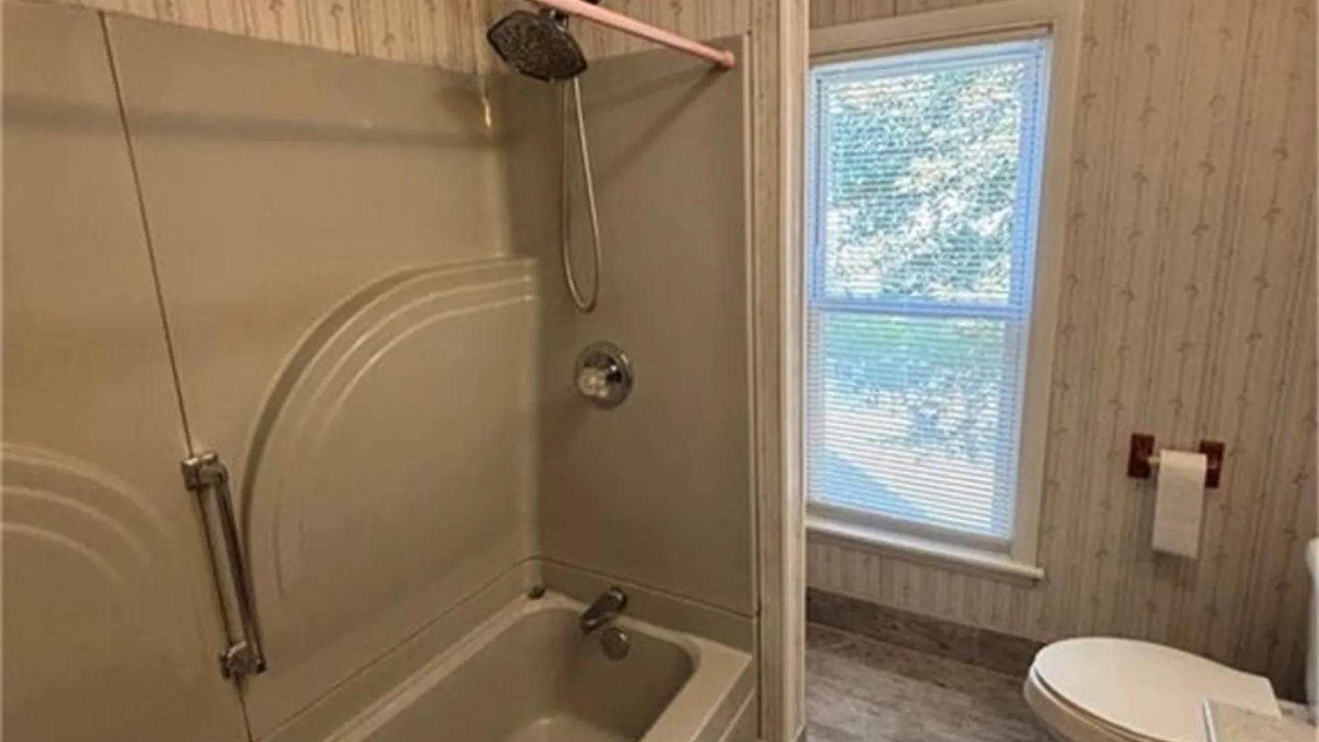 Property at 413 Washington Avenue, Elmira City, NY 14901 23