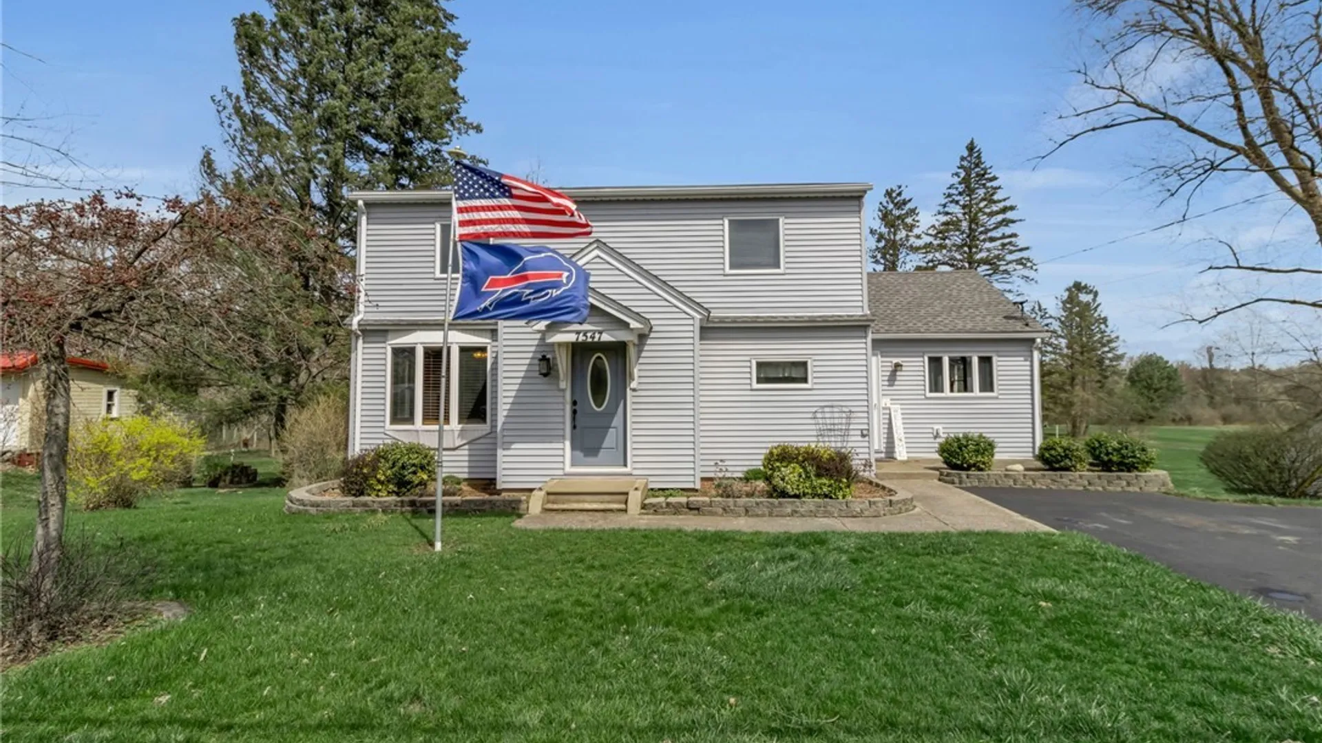 Property at 7547 Ridge Road, Hartland, NY 14067 2