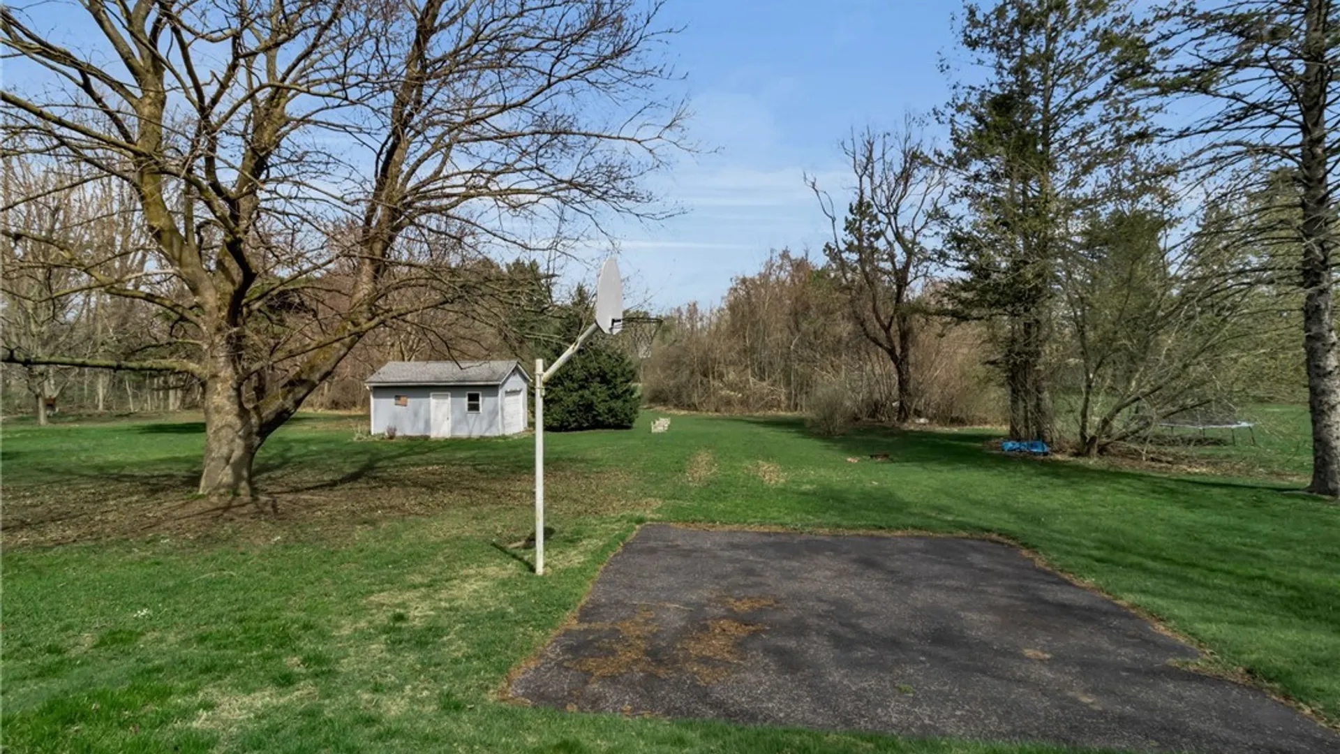 Property at 7547 Ridge Road, Hartland, NY 14067 4