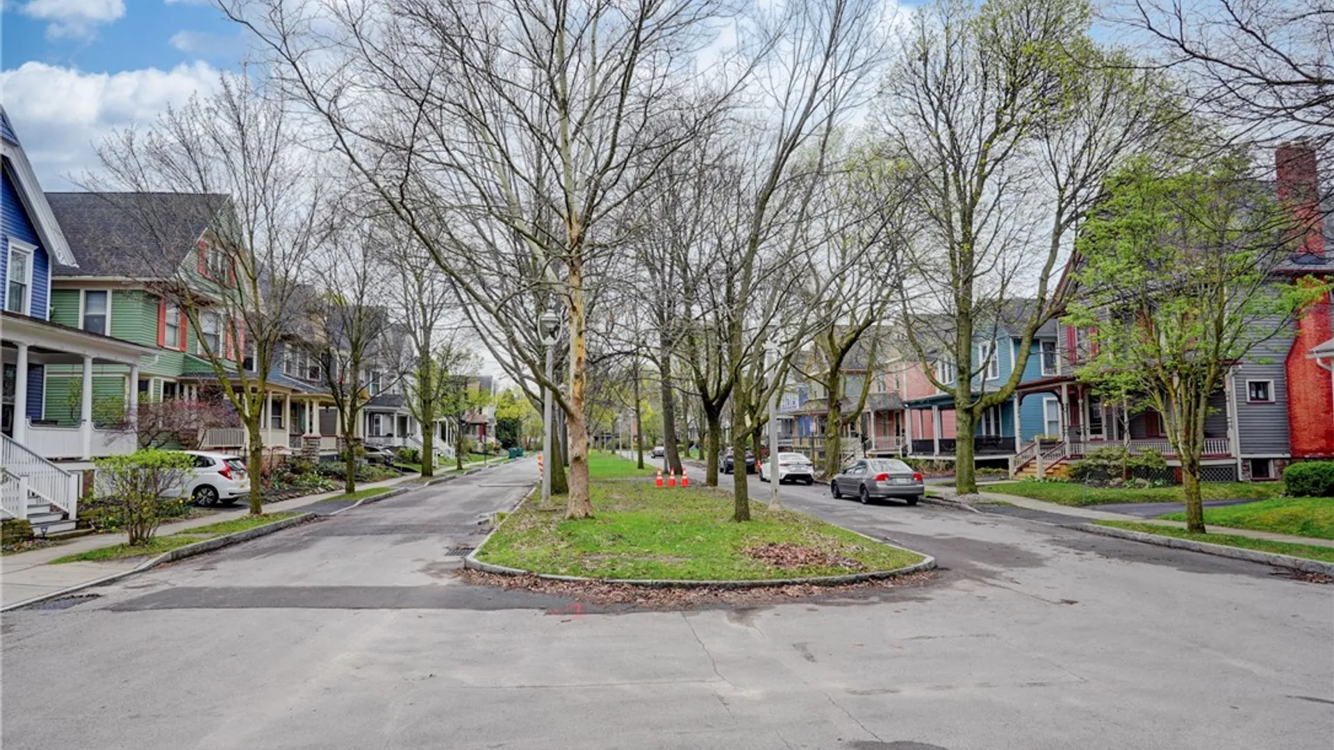 Property at 28 Rundel Park, Rochester, NY 14607 3