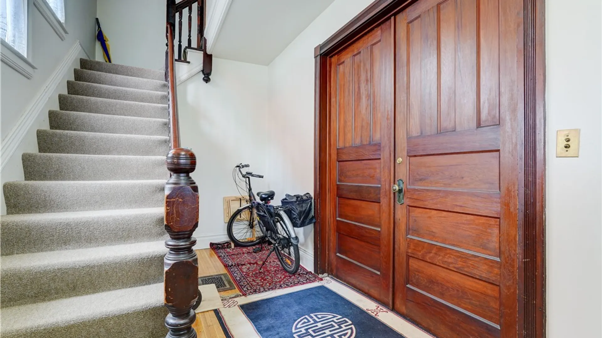 Property at 28 Rundel Park, Rochester, NY 14607 9