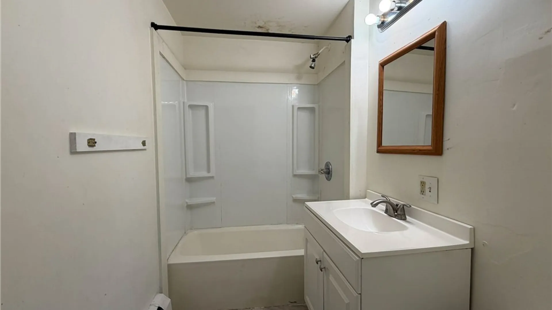 Property at 910 Downer Avenue, Utica, NY 13502 24