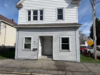 90 Warsaw Street, Lackawanna, NY 14218