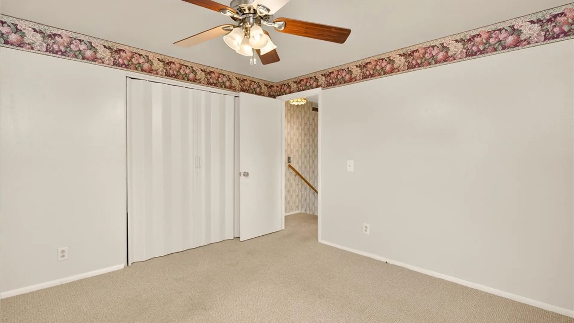 Property at 110 Colonnade Drive, Henrietta, NY 14623 16