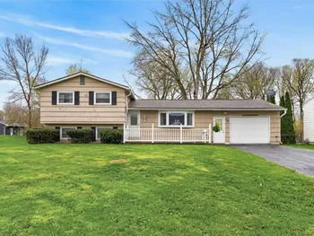 Property at 110 Colonnade Drive, Henrietta, NY 14623