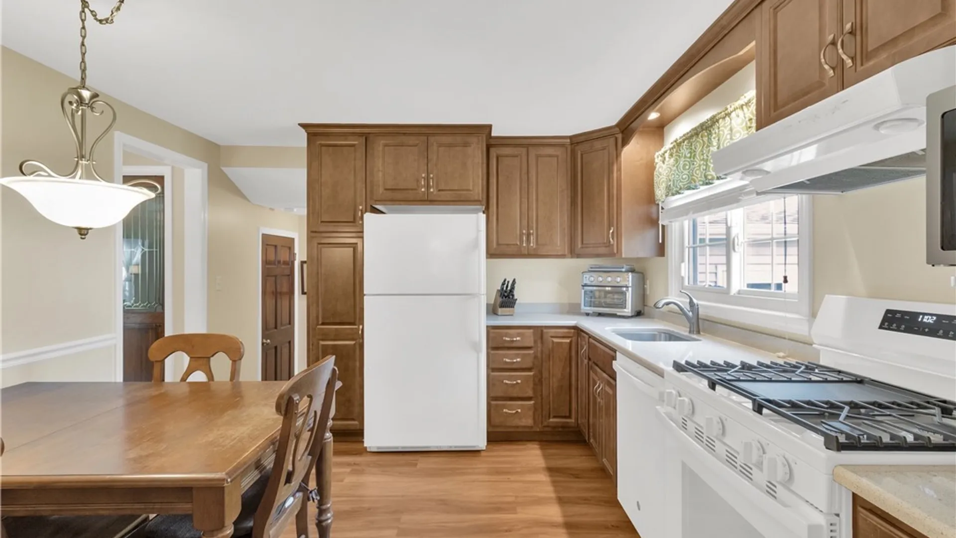 Property at 56 LaBelle Terrace, Amherst, NY 14228 11