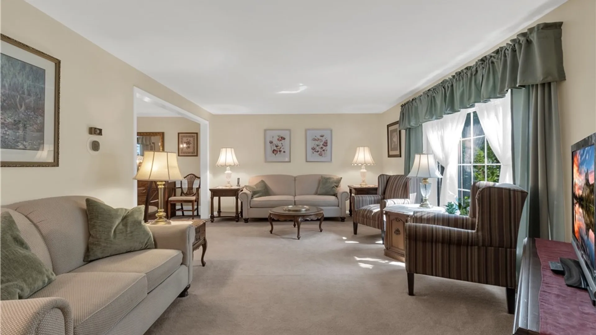 Property at 56 LaBelle Terrace, Amherst, NY 14228 5