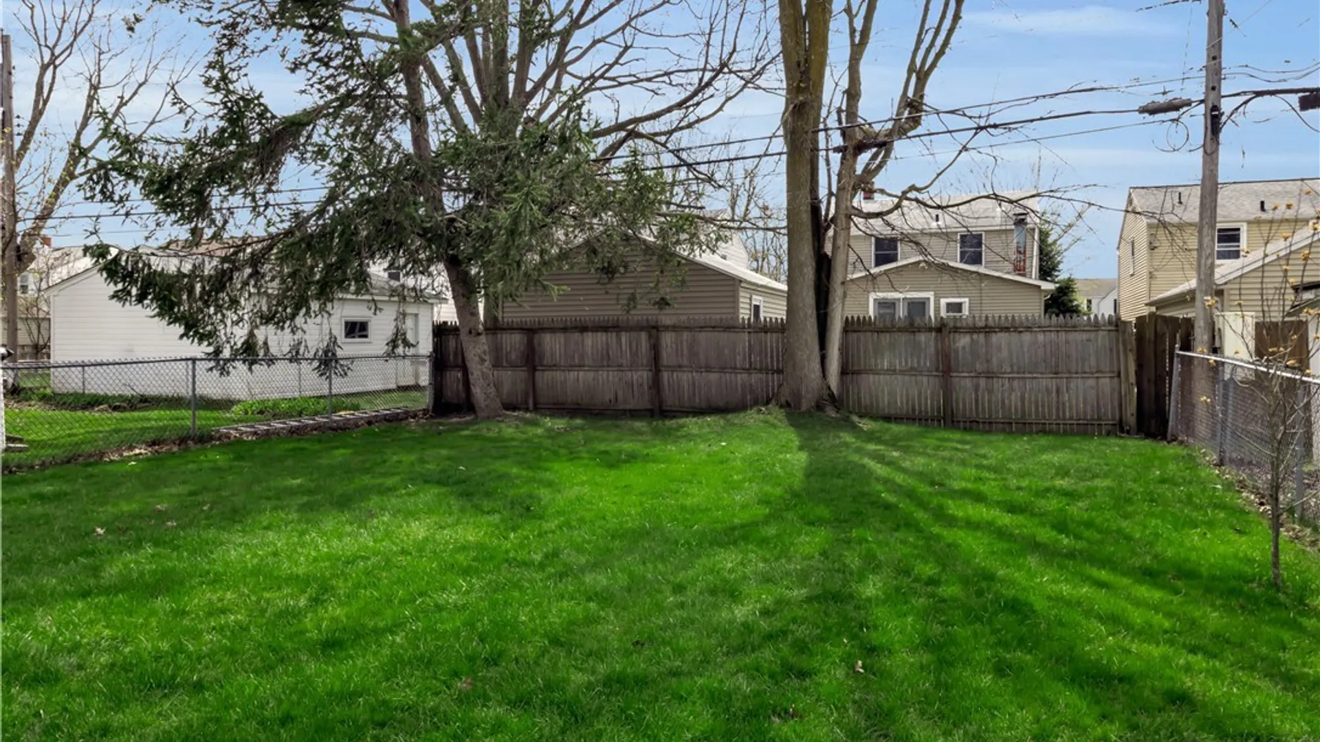 Property at 319 Athens Boulevard, Tonawanda, NY 14223 32