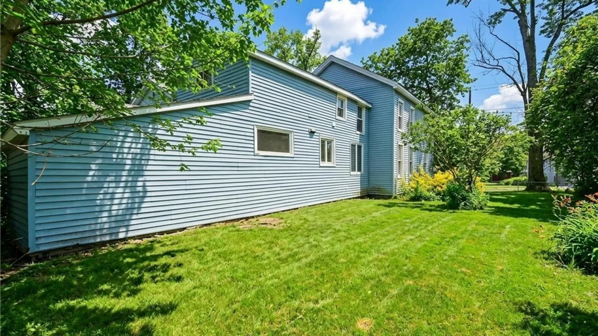 Property at 149 Green Street, Lockport City, NY 14094 16