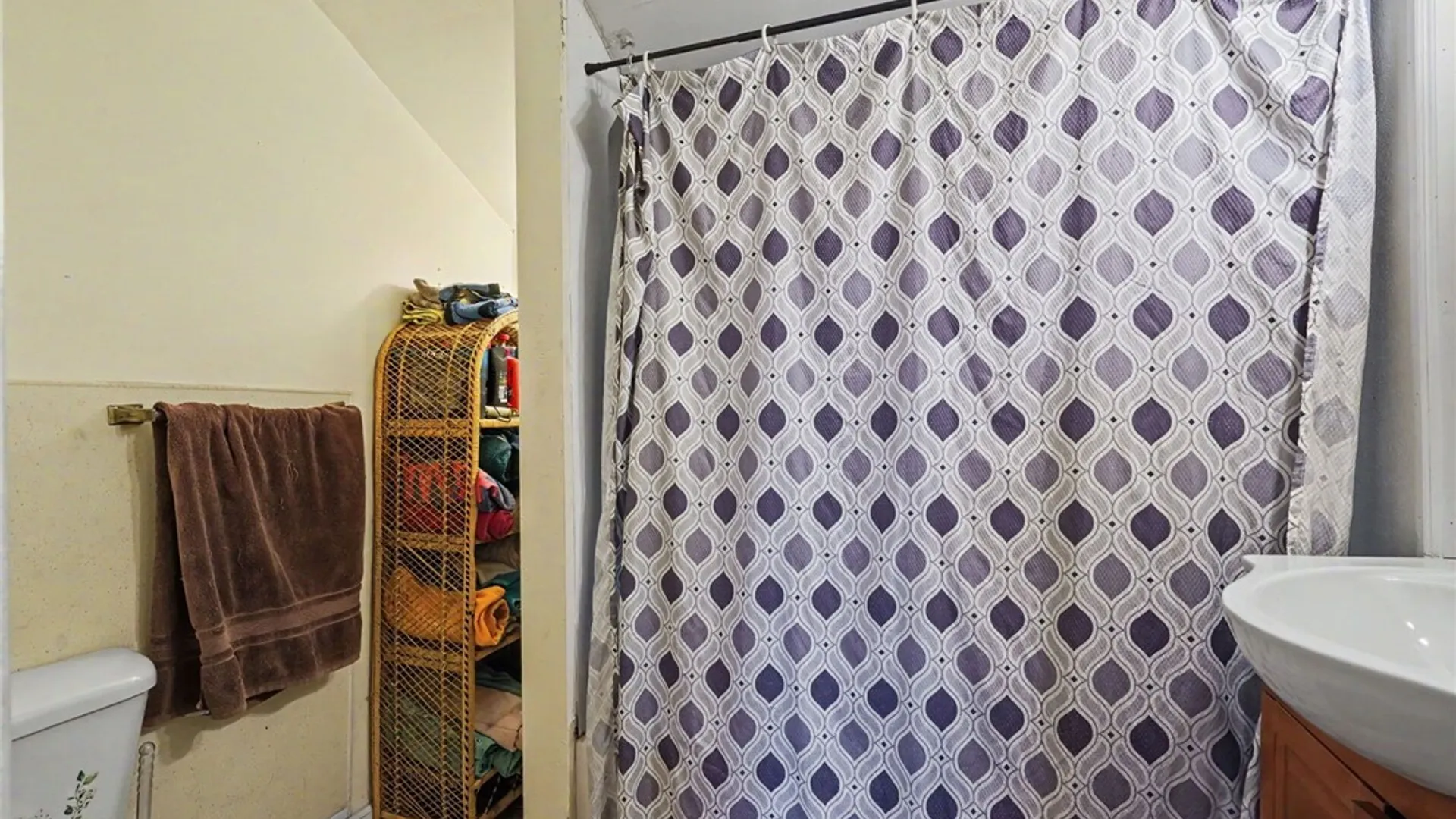 Property at 149 Green Street, Lockport City, NY 14094 20