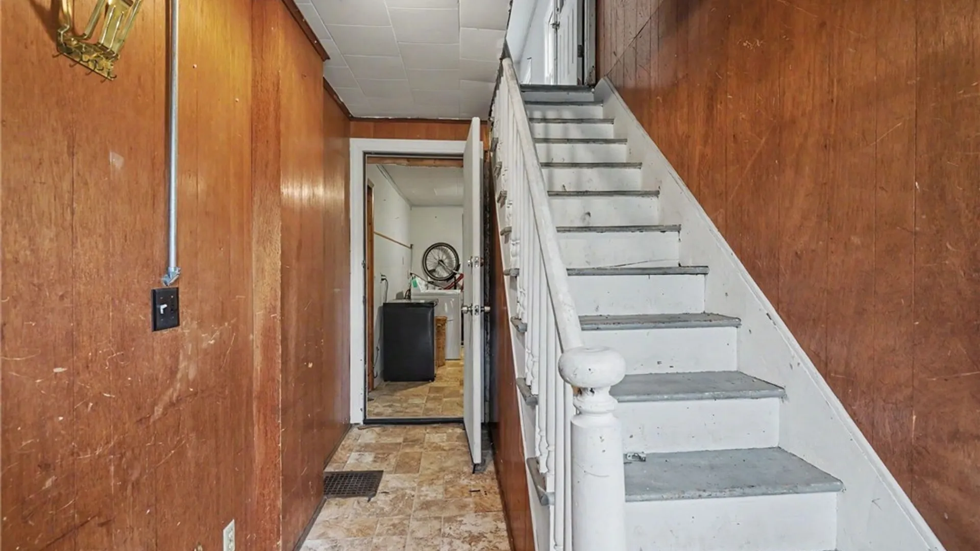 Property at 149 Green Street, Lockport City, NY 14094 28